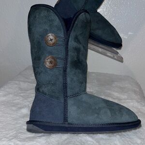 EMU Australia Fairhaven boots.